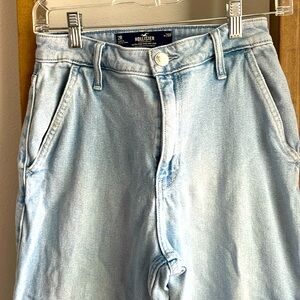 Hollister Ultra High-Rise Dad Cargo Jean Vintage Stretch 2R